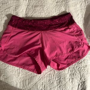 Lululemon Speed Short - Size 4 - 2.5 inch